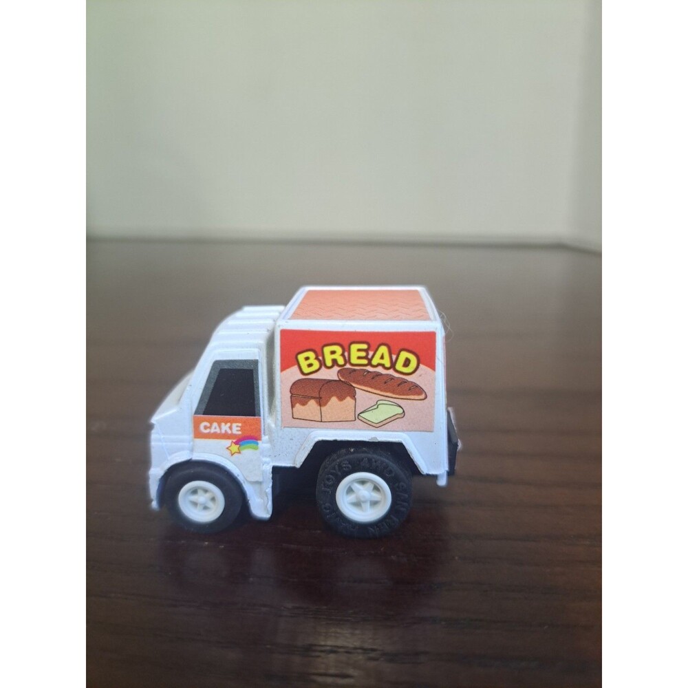 Vintage San Ren Hang Bread and Cake  Truck White Pull Back Racer